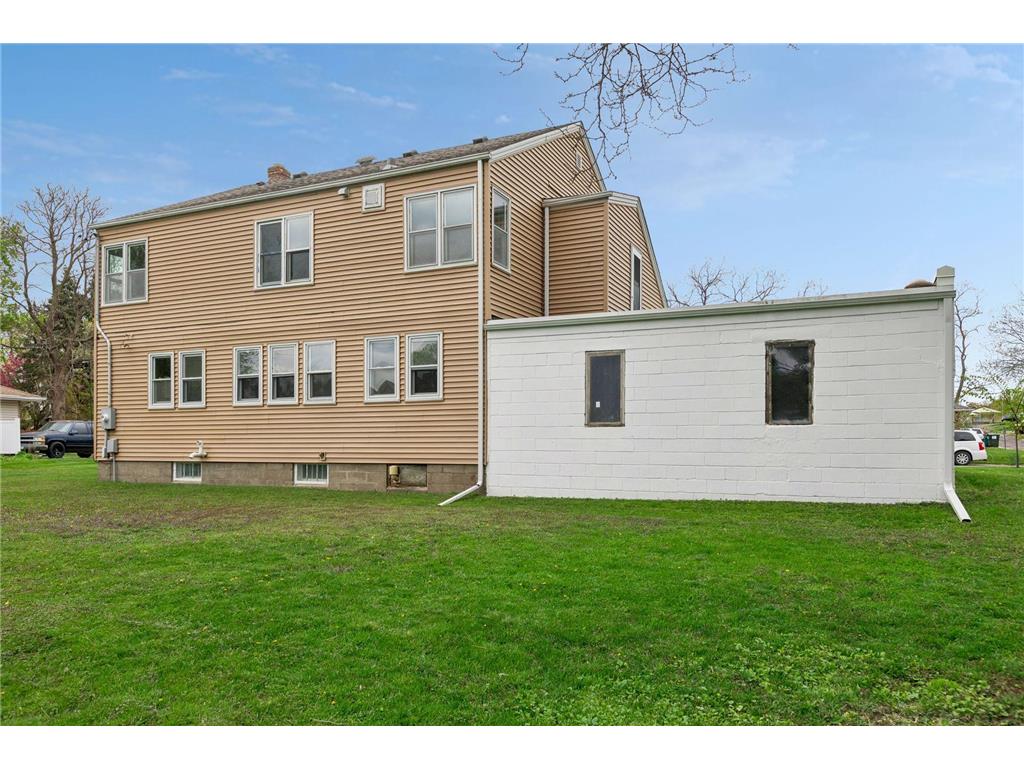 235 Dakota Street West Saint Paul MN 55118 7069694 image31