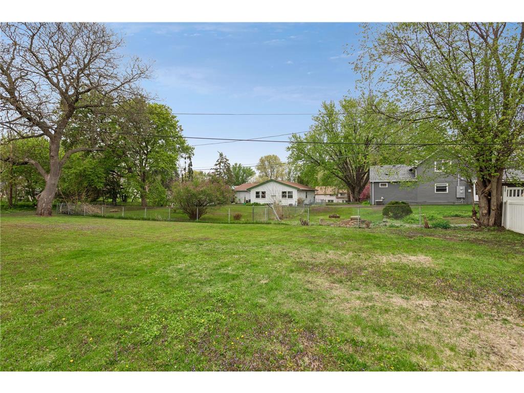 235 Dakota Street West Saint Paul MN 55118 7069694 image32