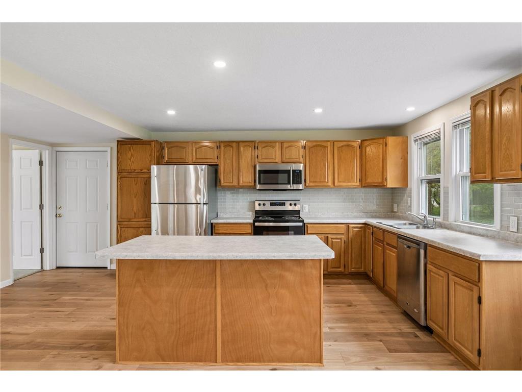 235 Dakota Street West Saint Paul MN 55118 7069694 image6