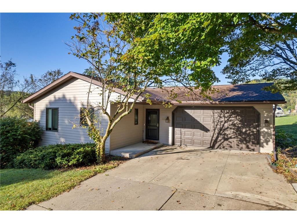 235 Golden Avenue Rollingstone MN 55969 6606107 image1