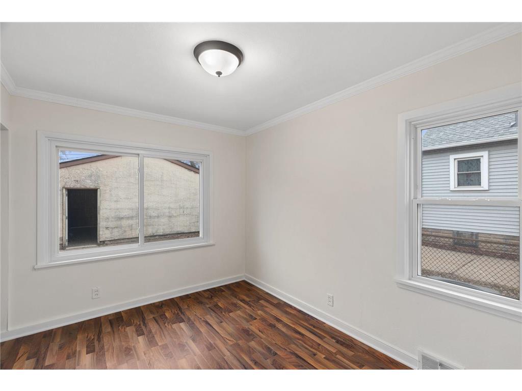 235 Mainzer Street West Saint Paul MN 55118 7035283 image11