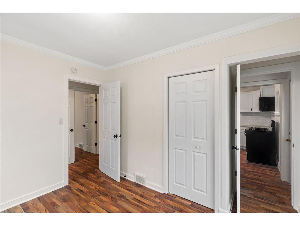 235 Mainzer Street West Saint Paul MN 55118 7035283 image12