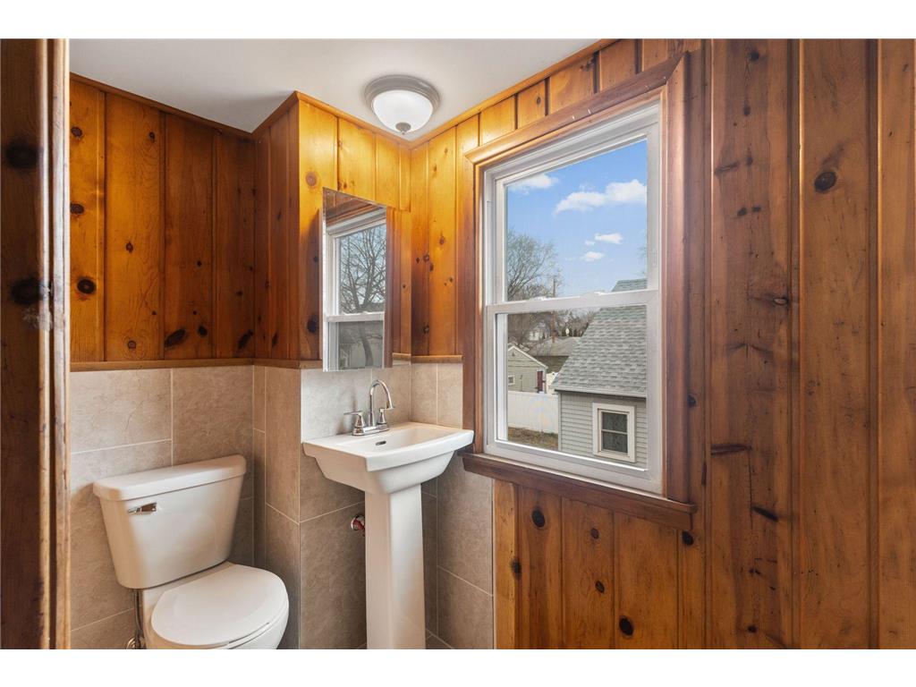 235 Mainzer Street West Saint Paul MN 55118 7035283 image15