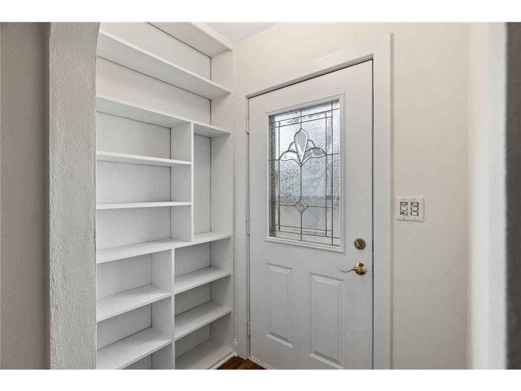 235 Mainzer Street West Saint Paul MN 55118 7035283 image2