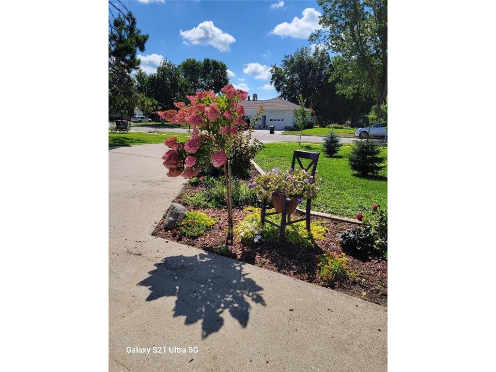 235 North Street W Eagle Bend MN 56446 7027304 image11