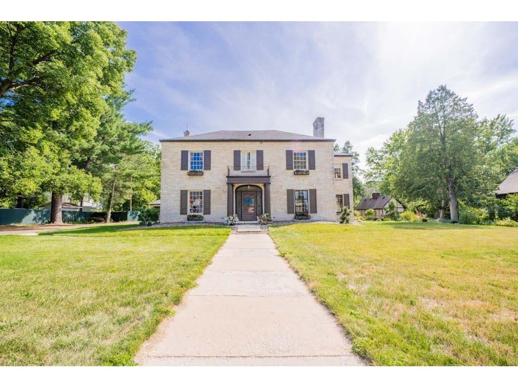235 Roosevelt Avenue Eau Claire WI 54701 6416442 image1