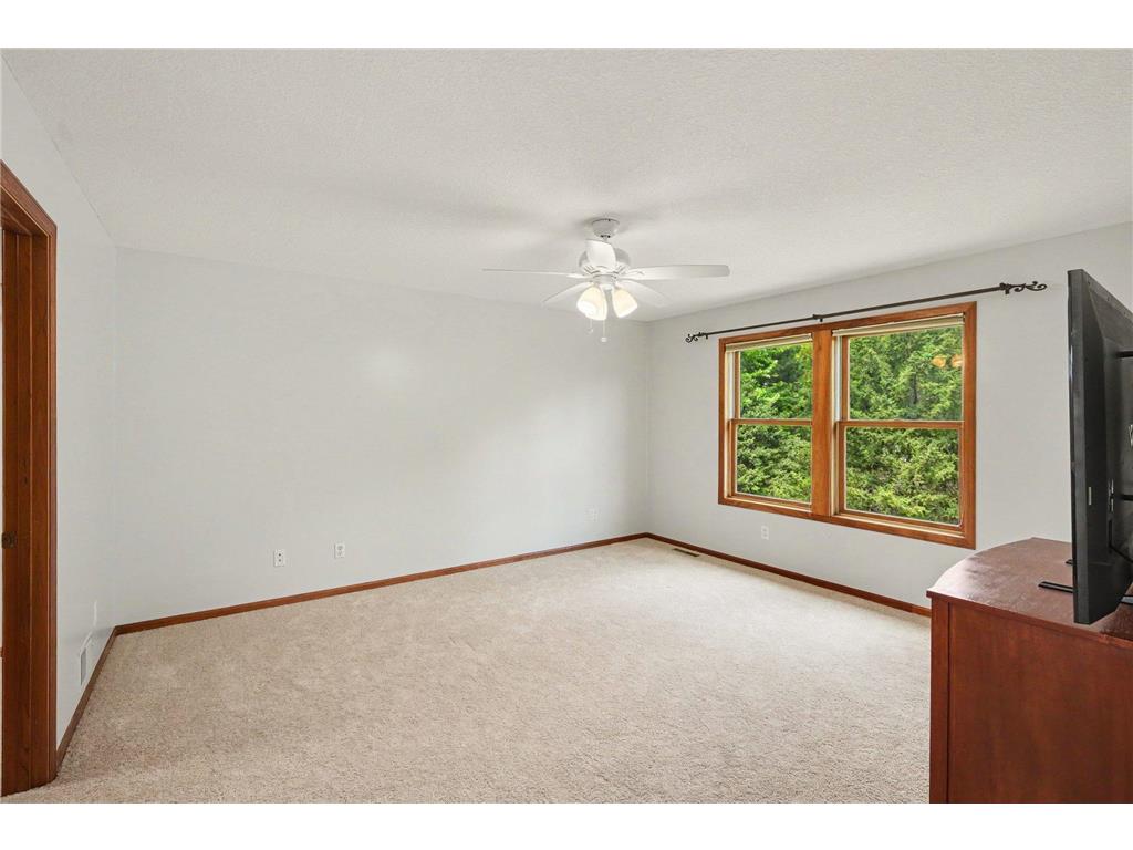 2350 Fawn Hill Court Chanhassen MN 55317 7073608 image15