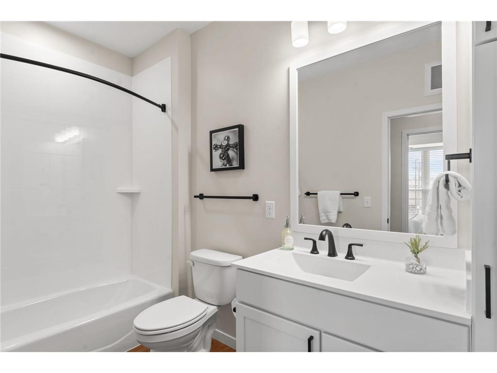 2350 Harbor Place #214 Mound MN 55364 7018992 image15