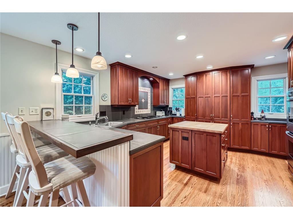 2350 Longview Circle Orono MN 55356 6757371 image8