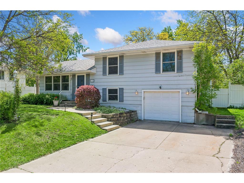 2350 Wells Wood Curve Bloomington MN 55431 7093529 image2