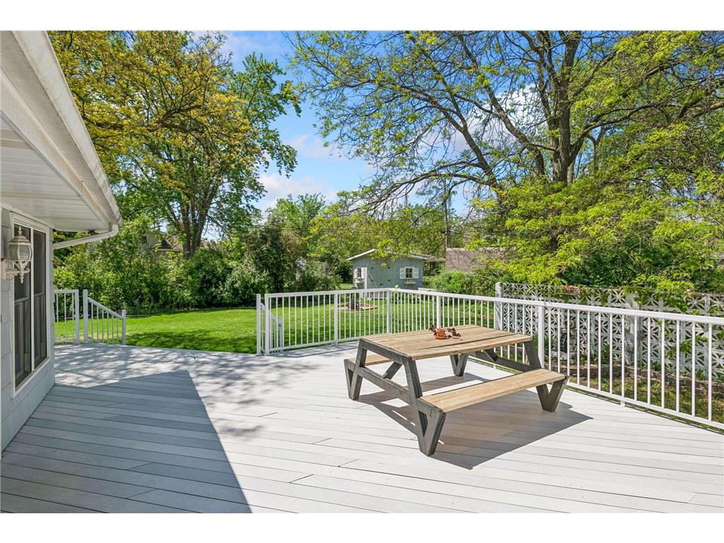 2350 Wells Wood Curve Bloomington MN 55431 7093529 image25