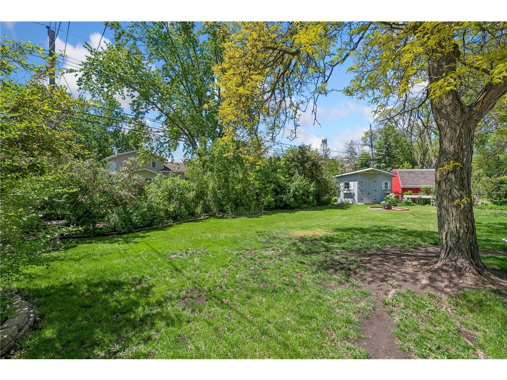 2350 Wells Wood Curve Bloomington MN 55431 7093529 image26