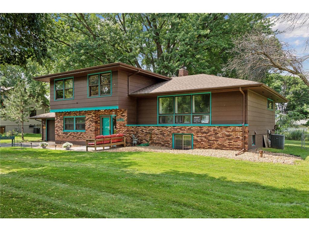 2351 Rogers Avenue Mendota Heights MN 55120 6559397 image1
