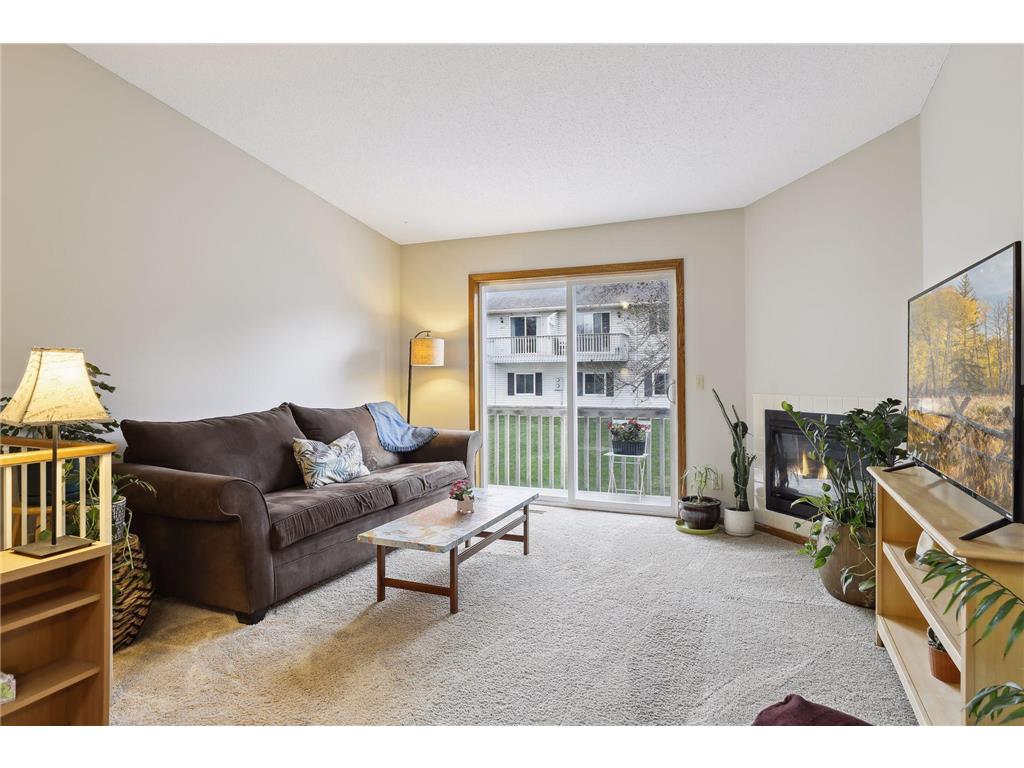 2353 Grenadier Avenue N Oakdale MN 55128 6351714 image1