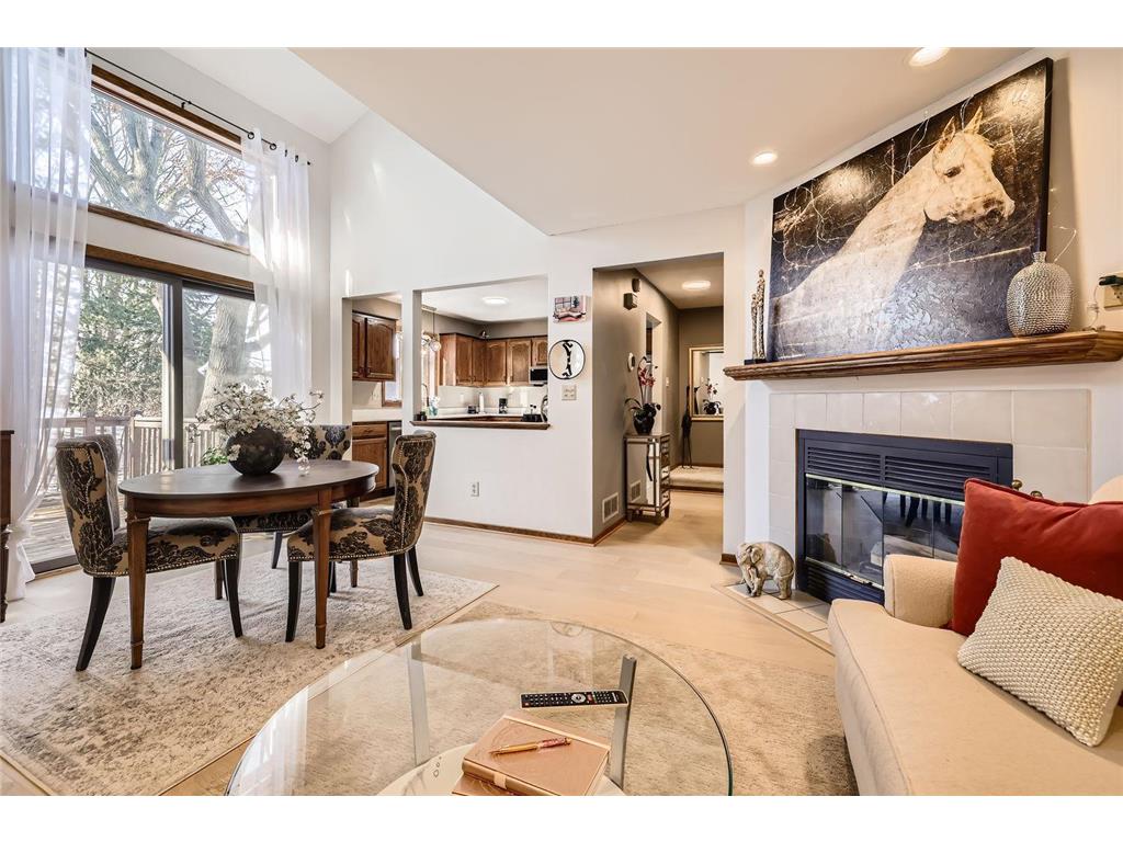 2354 Springside Drive E Maplewood MN 55119 6673318 image1