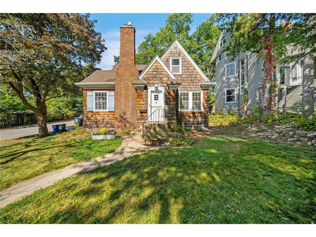2355 Commonwealth Avenue Saint Paul MN 55108 6610048 image1