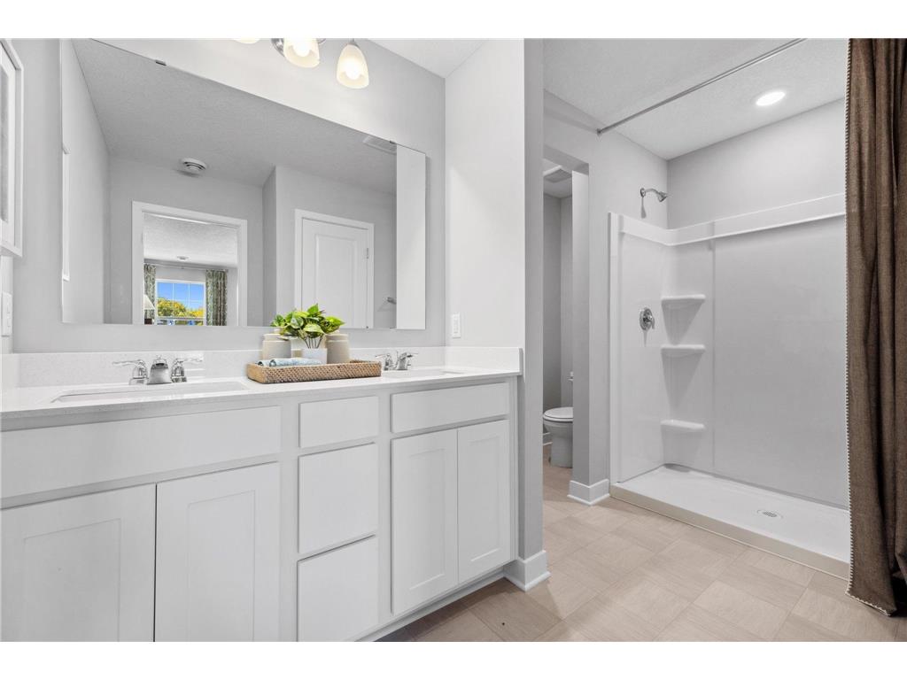 2355 Highview Terrace Shakopee MN 55379 6809963 image18