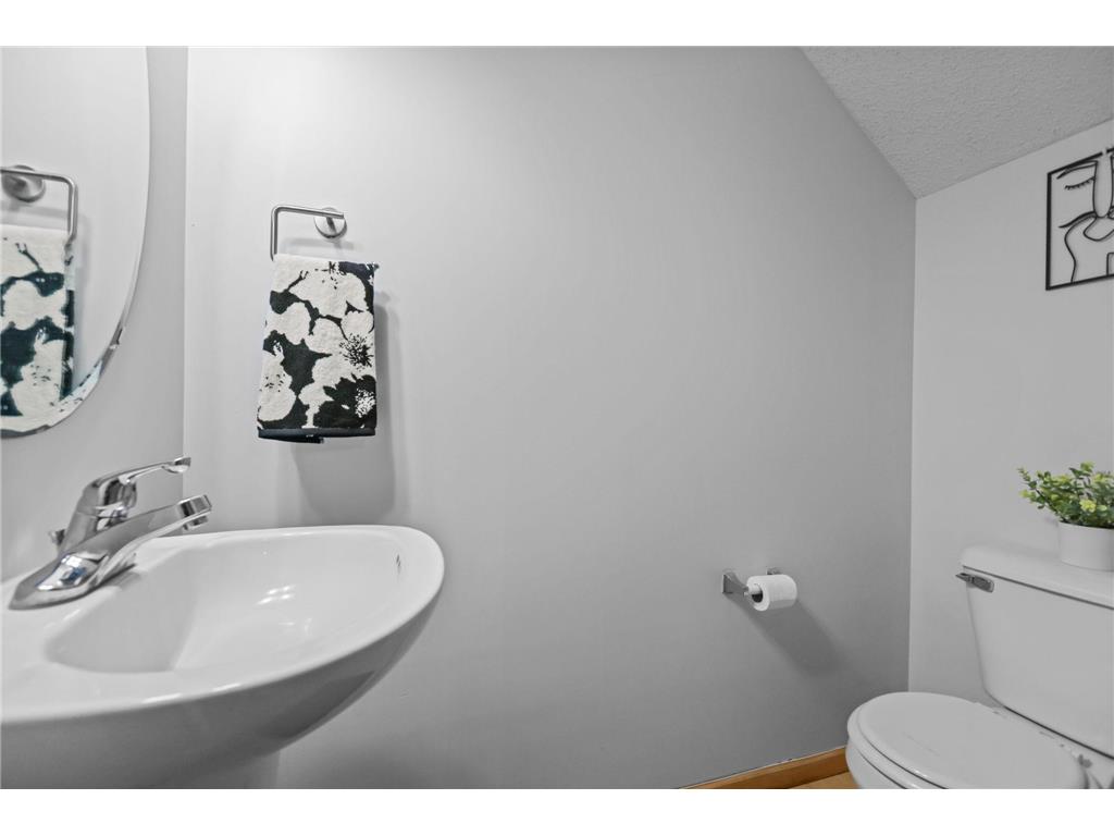 2356 119th Circle NE Blaine MN 55449 7029965 image18