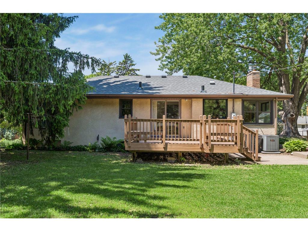 2356 Tophill Circle Roseville MN 55113 7078395 image32