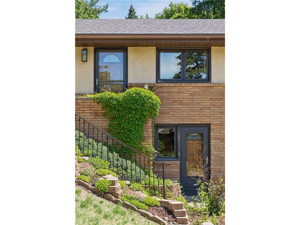 2356 Tophill Circle Roseville MN 55113 7078395 image4
