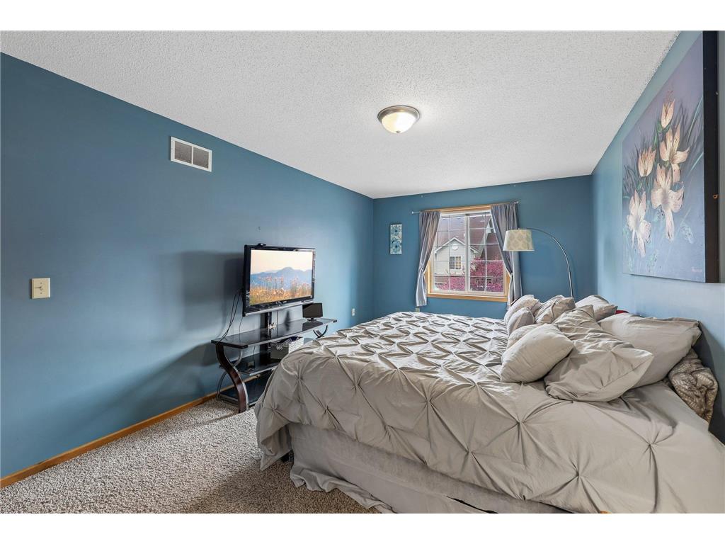 2357 Oakridge Circle Hudson WI 54016 7067080 image25