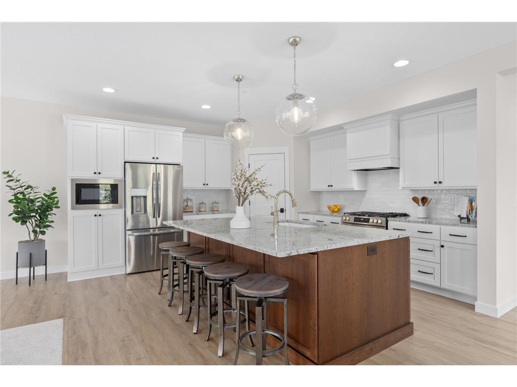 2357 Simply Living Lane Hudson WI 54016 6816680 image8