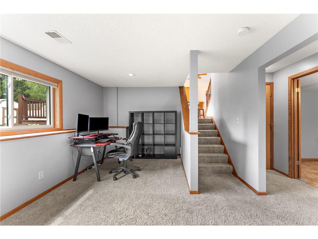 2358 Hilo Avenue N Oakdale MN 55128 7040780 image25