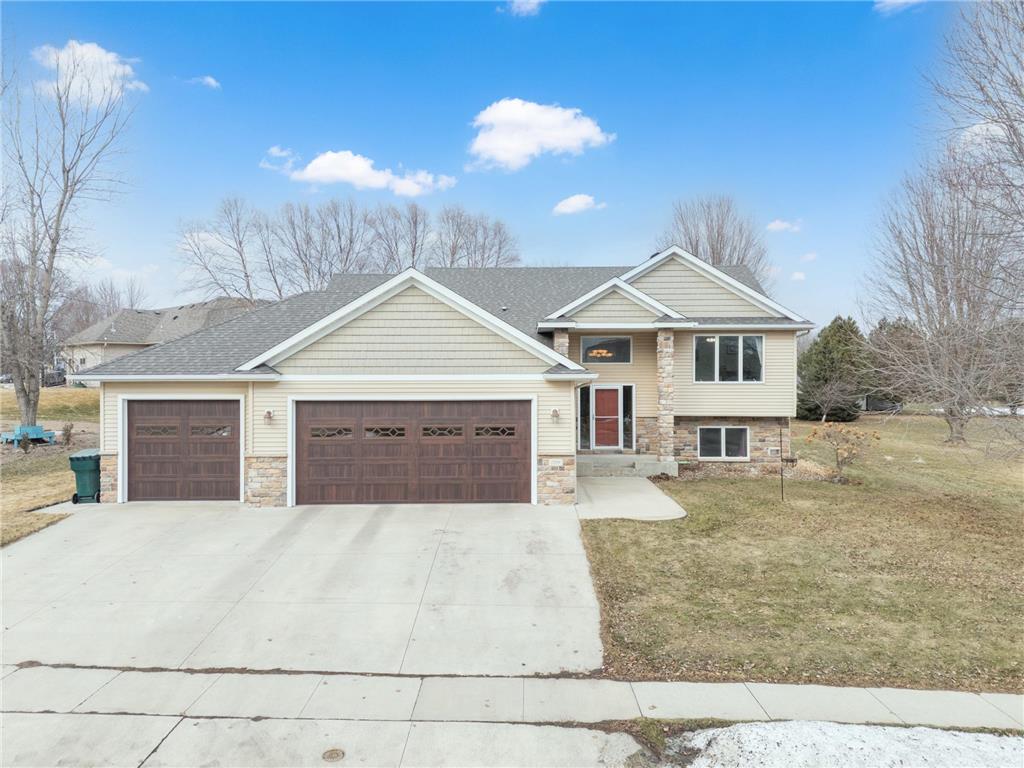 2359 Scenic Point Drive SW Rochester MN 55902 7039566 image1