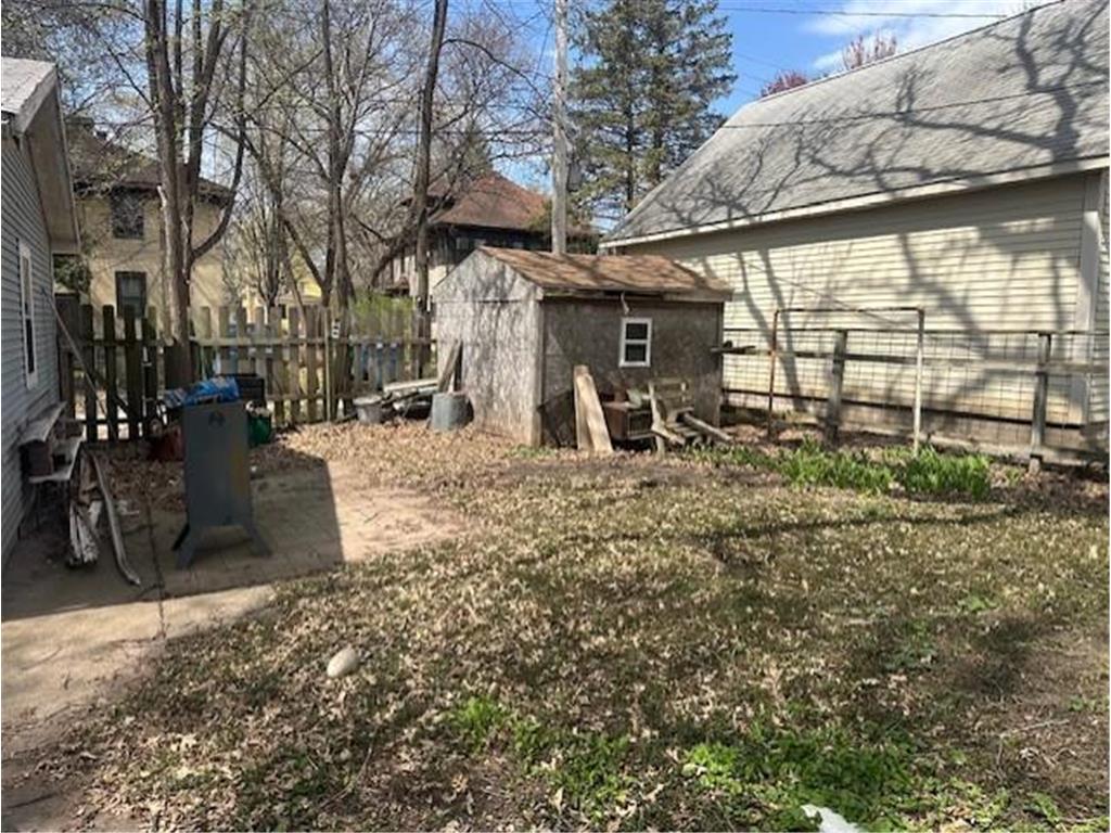 236 Emerald Street SE Minneapolis MN 55414 7059274 image4