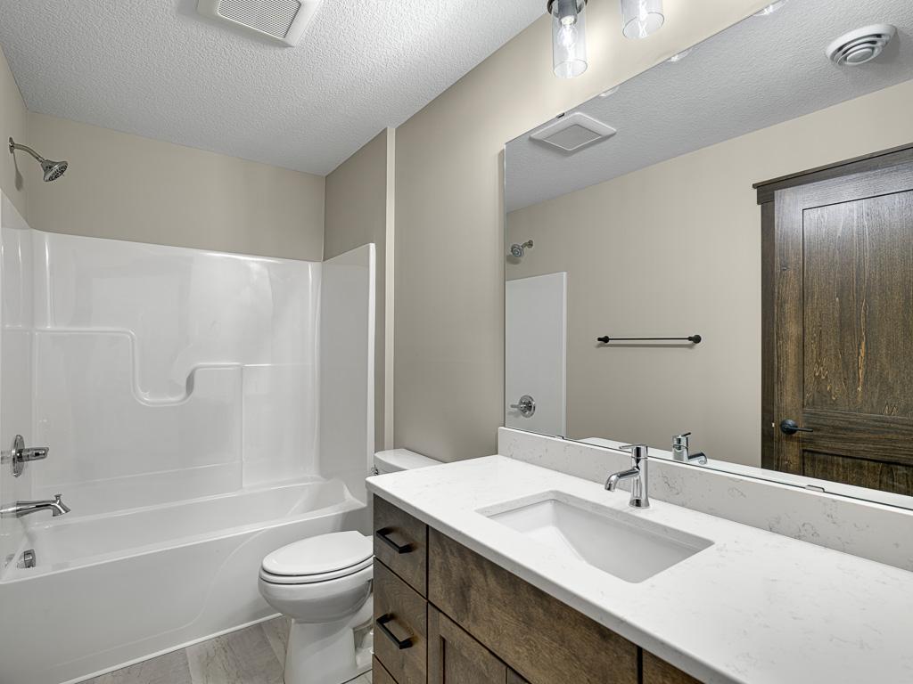 236 S Chestnut Ellsworth WI 54011 7090882 image13