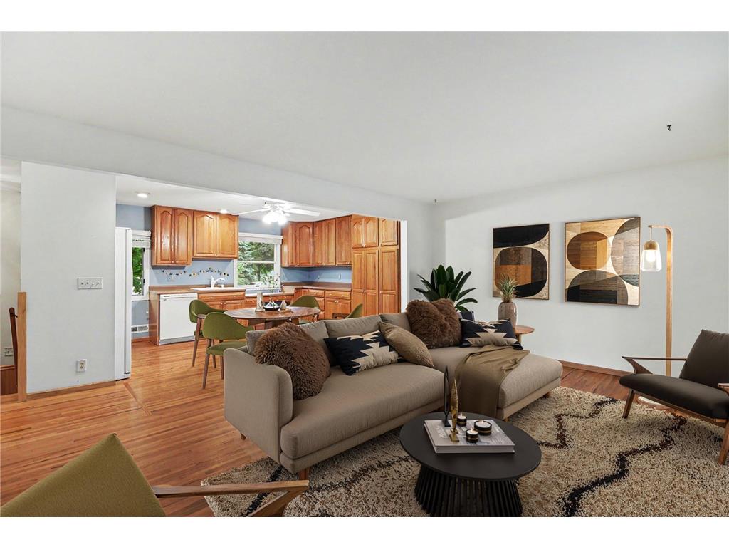 236 Strese Lane Apple Valley MN 55124 7071897 image2