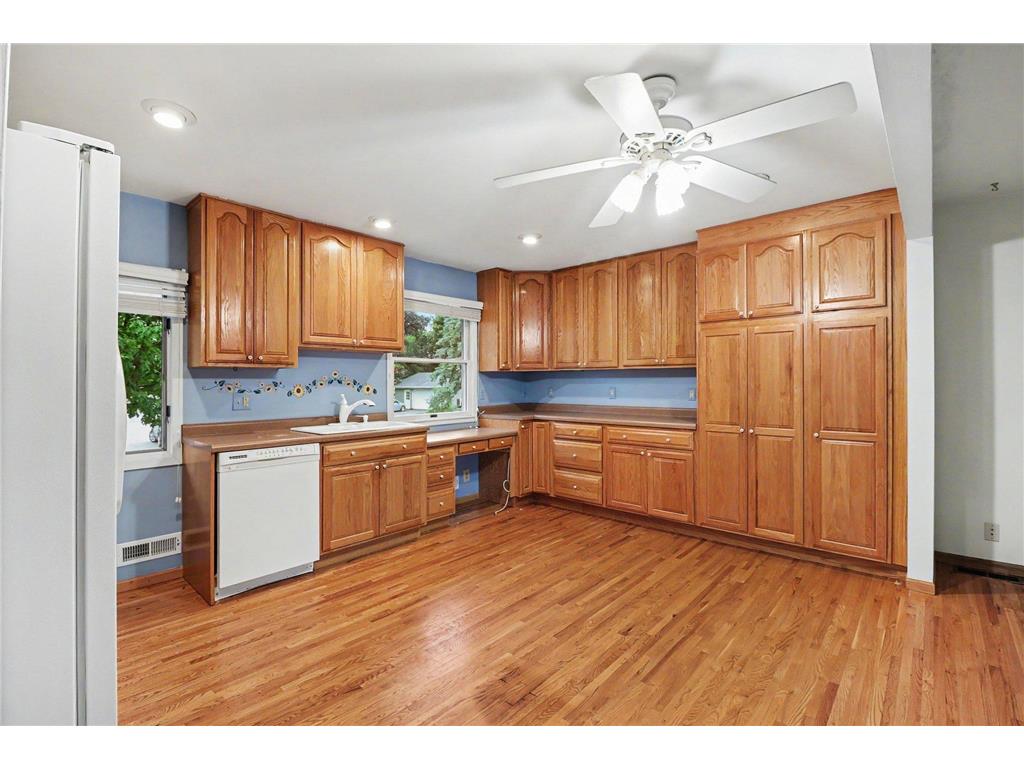236 Strese Lane Apple Valley MN 55124 7071897 image5