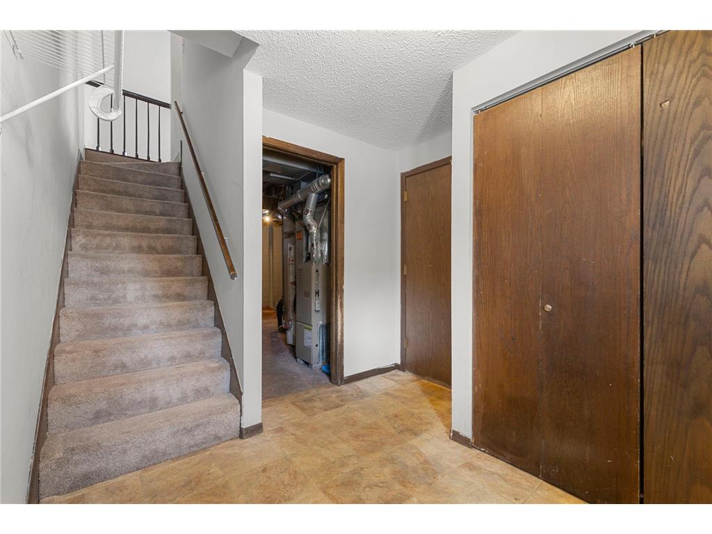 2361 Dorland Lane E Maplewood MN 55119 7037237 image4