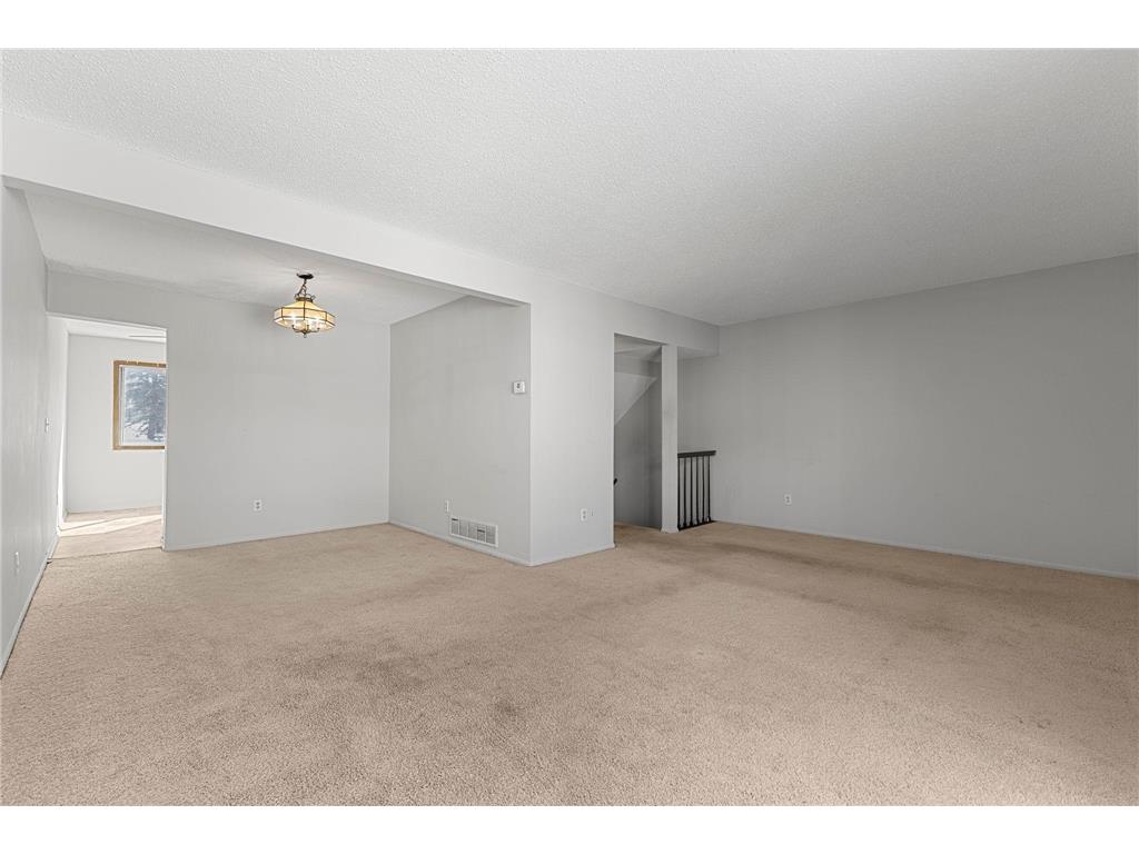 2361 Dorland Lane E Maplewood MN 55119 7037237 image8