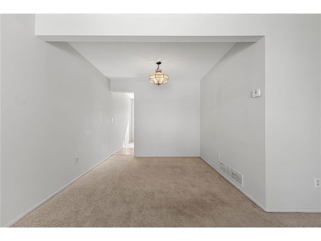 2361 Dorland Lane E Maplewood MN 55119 7037237 image9