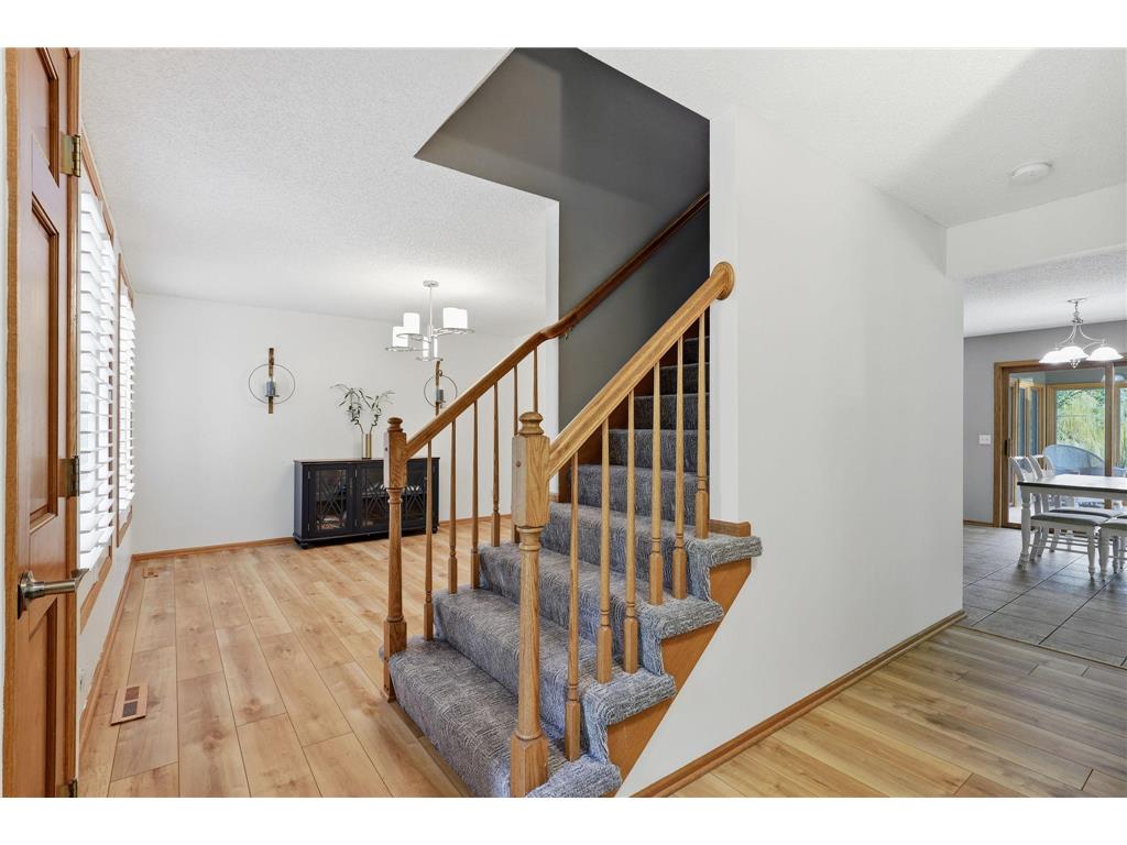 2361 Stone Creek Drive Chanhassen MN 55317 7078791 image23