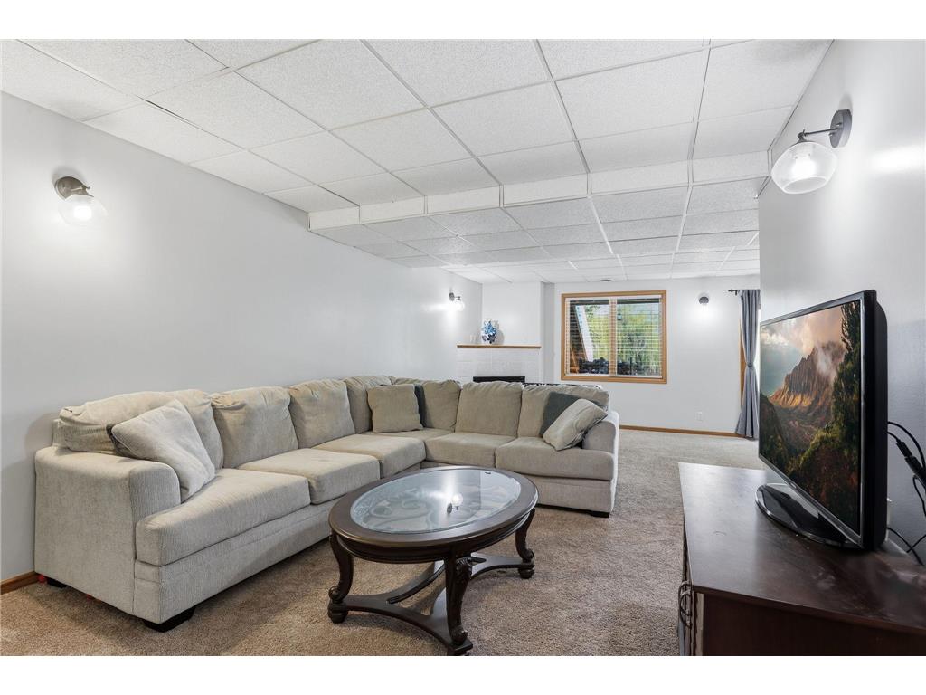 2361 Stone Creek Drive Chanhassen MN 55317 7078791 image38