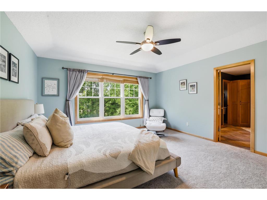 2362 Fieldstone Curve Woodbury MN 55129 7109542 image23
