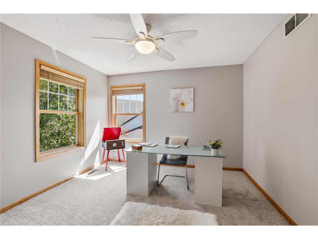 2362 Fieldstone Curve Woodbury MN 55129 7109542 image30