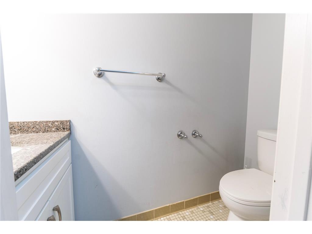 2363 Dorland Lane E Maplewood MN 55119 6801933 image23