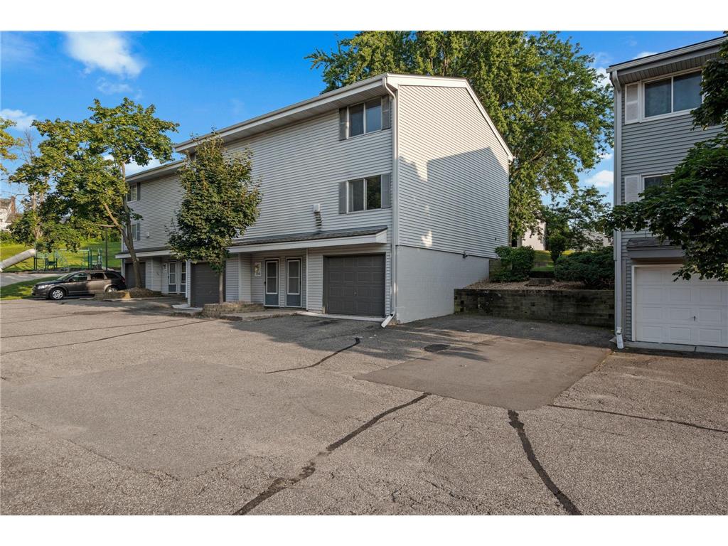 2364 Dorland Lane E Maplewood MN 55119 6601271 image1