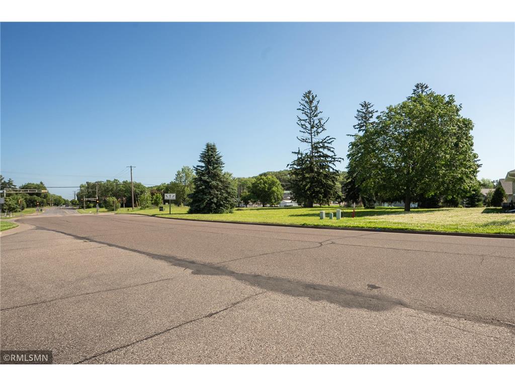 2364 St Andrews Drive Altoona WI 54720 6635857 image7