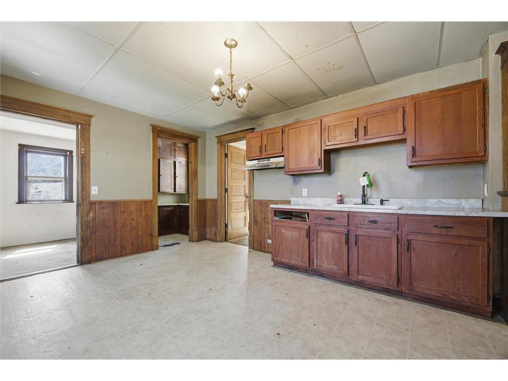237 2nd Street SW Richmond MN 56368 7069859 image10