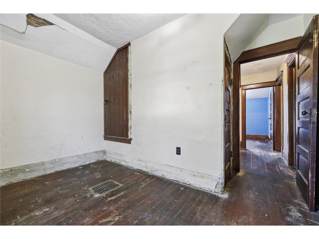 237 2nd Street SW Richmond MN 56368 7069859 image25