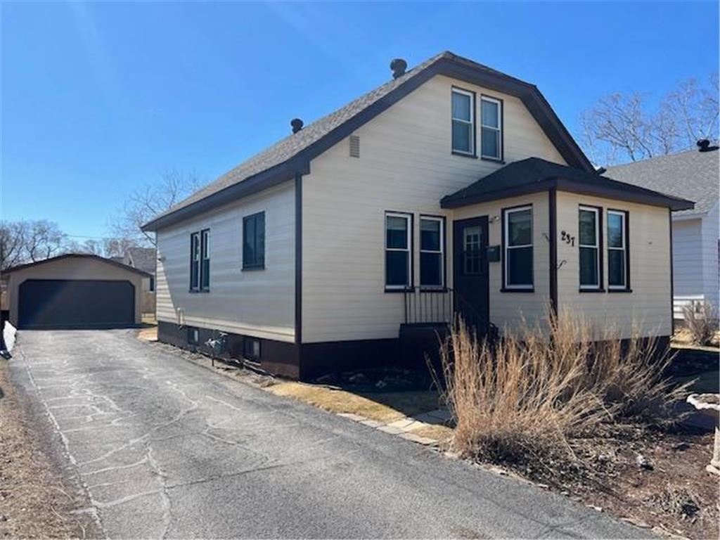 237 4th Street SW Perham MN 56573 6695473 image1