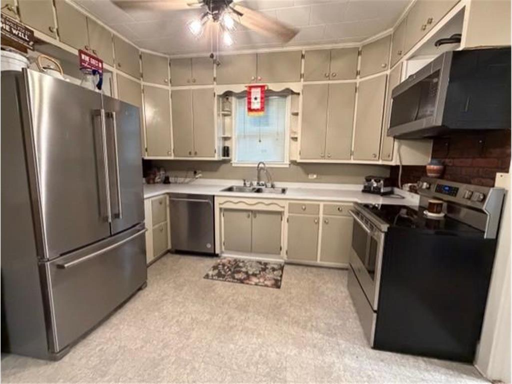 237 5th Street N Brownton MN 55312 6807731 image5