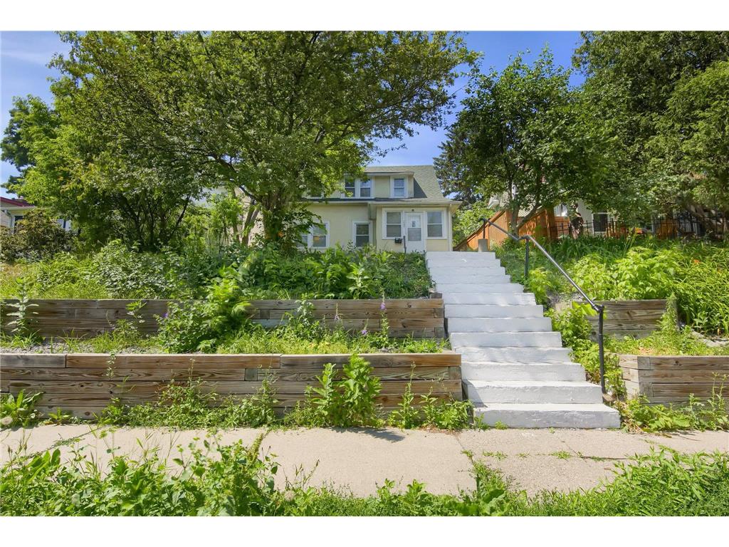 237 Cedar Lake Road N, Minneapolis, MN, 55405 MLS 6230400 Edina Realty