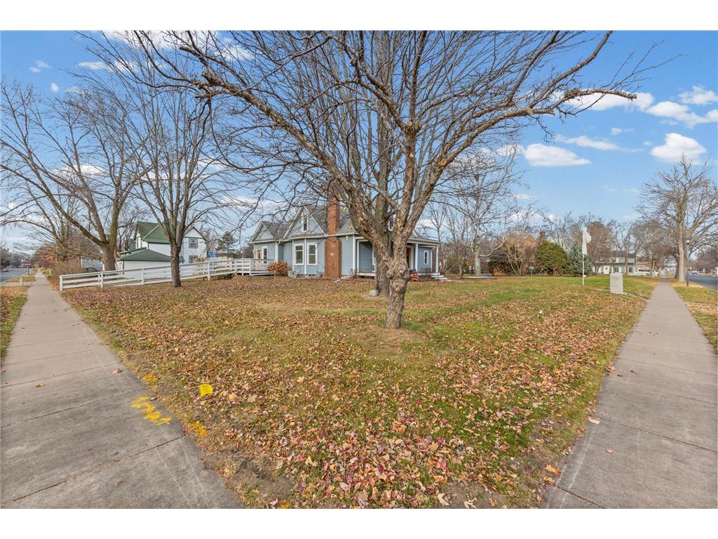 237 Cypress Street S Cambridge MN 55008 6820315 image30