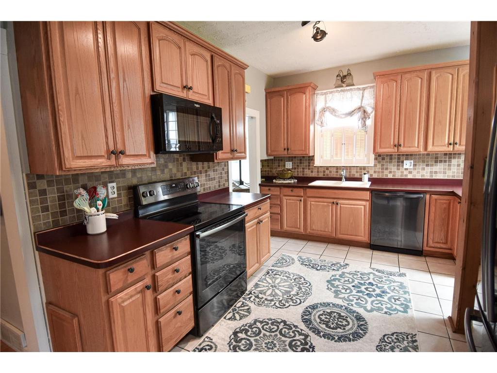 237 Markley Avenue N Thief River Falls MN 56701 - Thief River 7110234 image17