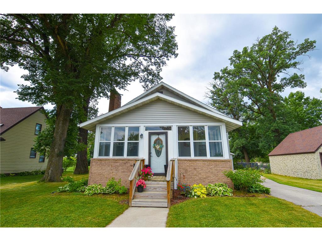 237 Markley Avenue N Thief River Falls MN 56701 - Thief River 7110234 image2